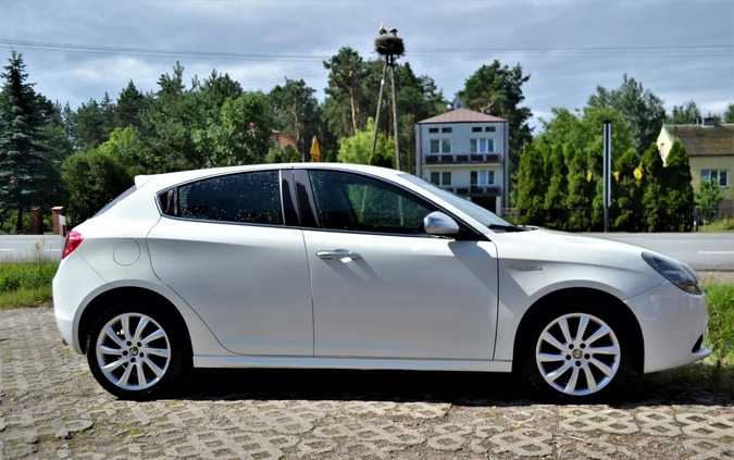 Alfa Romeo Giulietta cena 23900 przebieg: 242000, rok produkcji 2012 z Wolsztyn małe 106